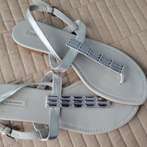 Vera Wang Flat Sandel